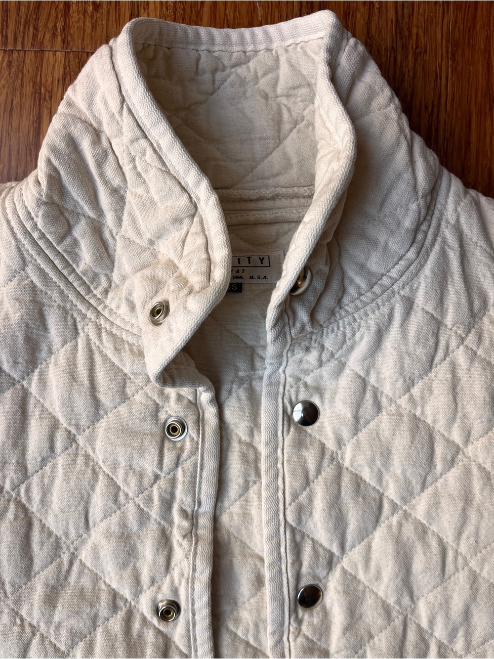 Quilted Utility Jacket in Cream - Lightweight Layer - Picture 4 of 13